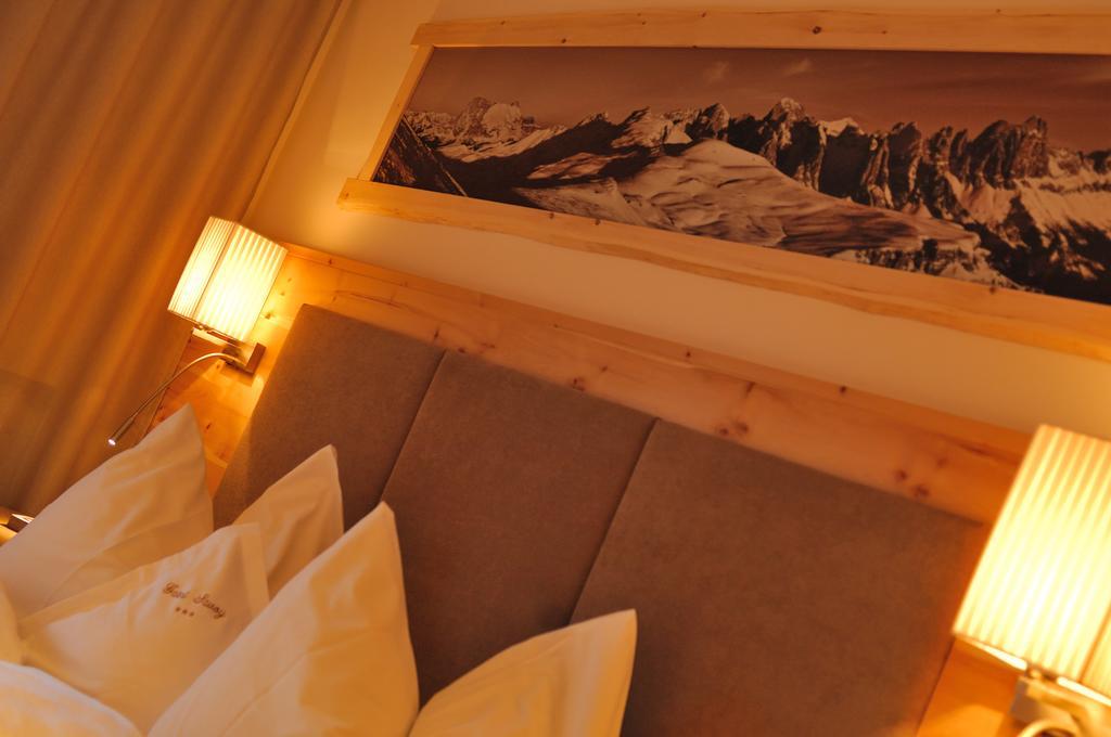 Hotel Garni Savoy Castelrotto Eksteriør billede